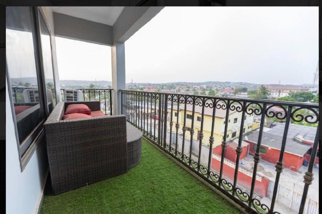 Cozy Penthouse ,Accra Ghana Owuraman Экстерьер фото